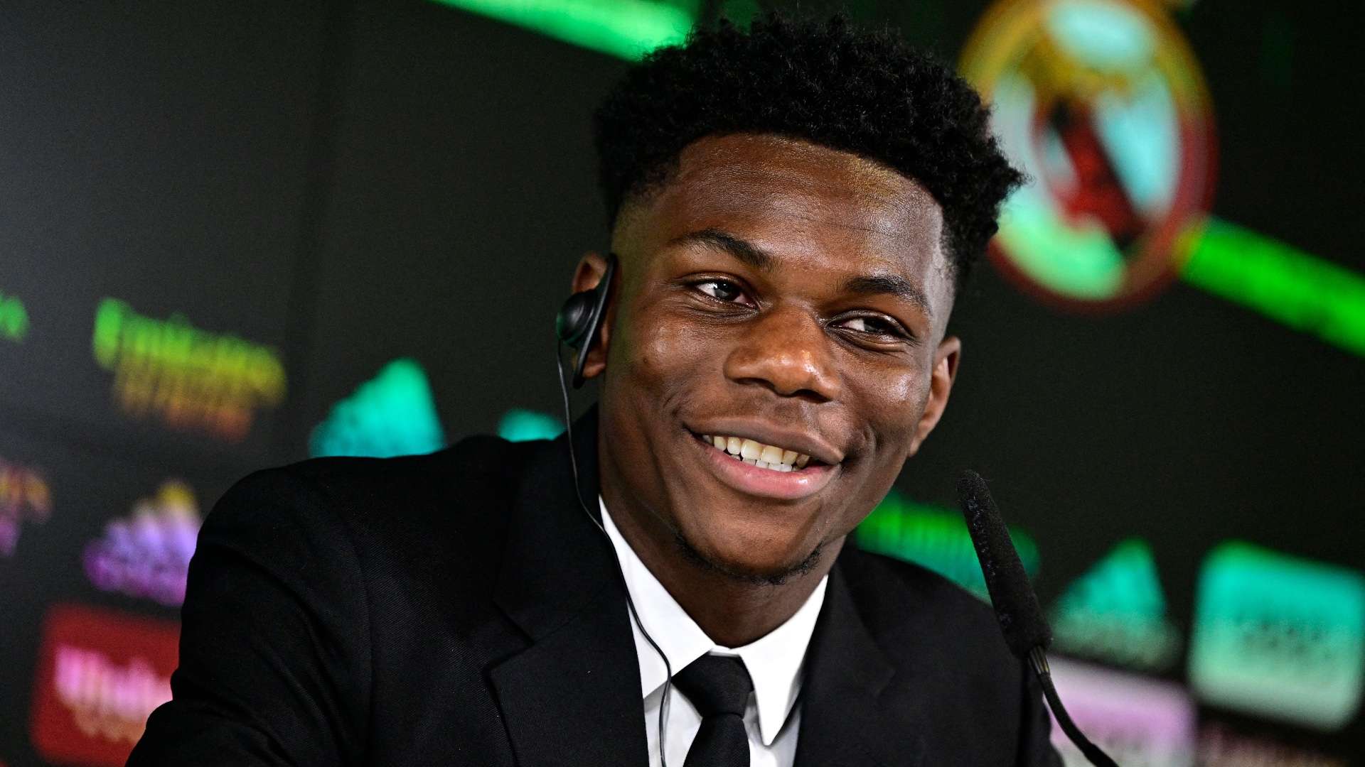 在比賽中脫 在比賽中脫